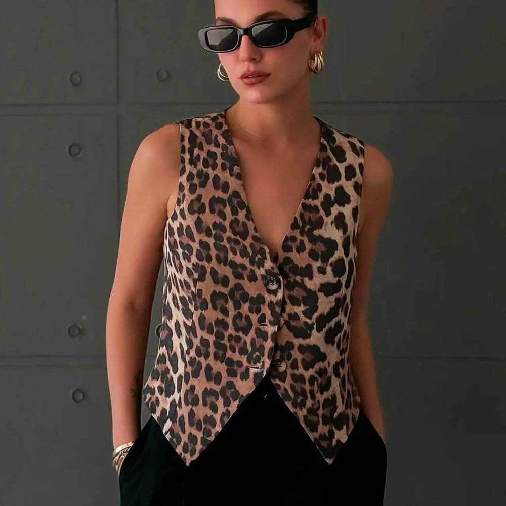NWT - Luxevintage Modelo Leopard Vest - Size Medium
